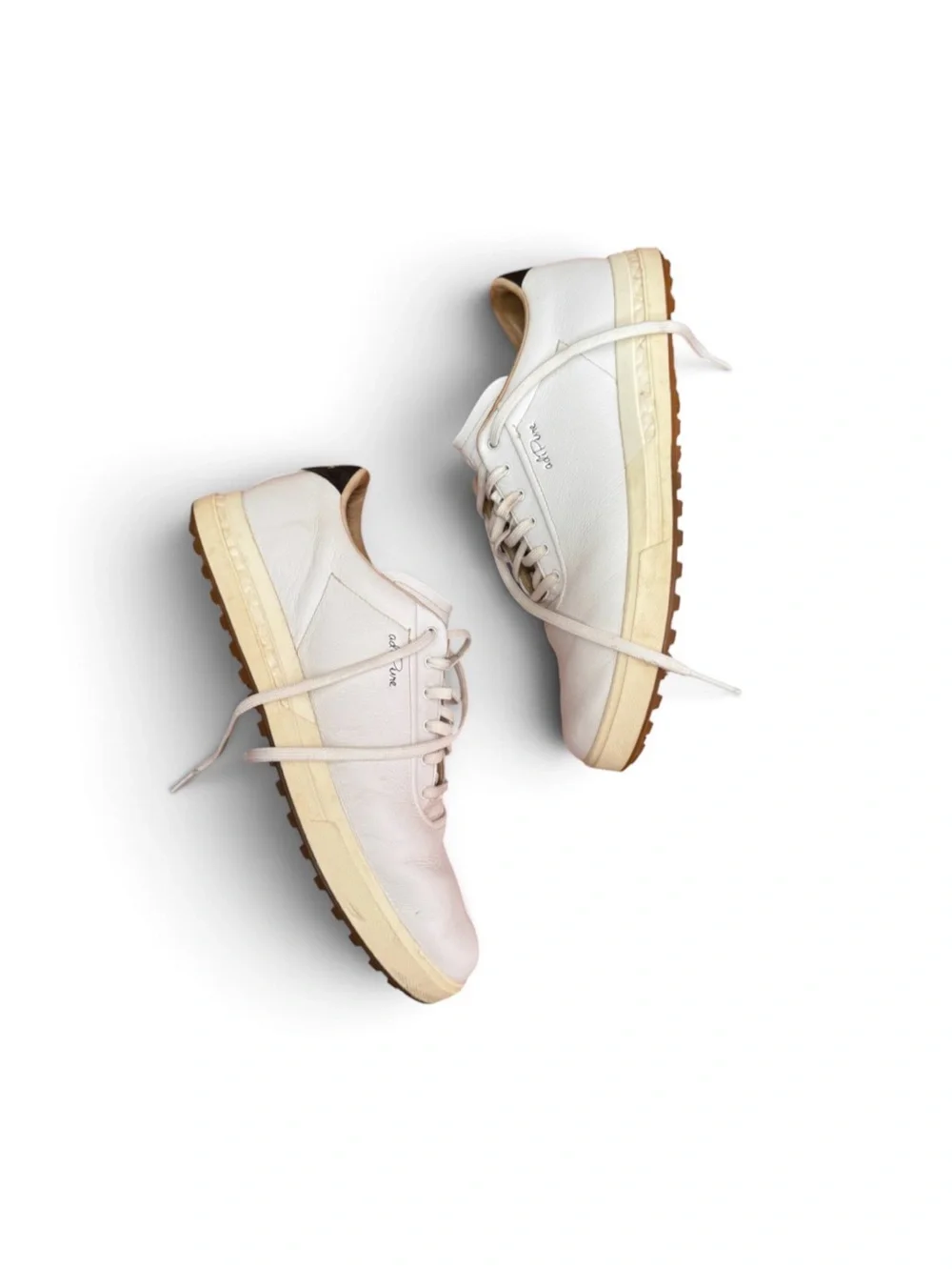 ADIDAS SPIKELESS GOLF SHOES FOR LOW-KEY STYLE Adidas Adipure